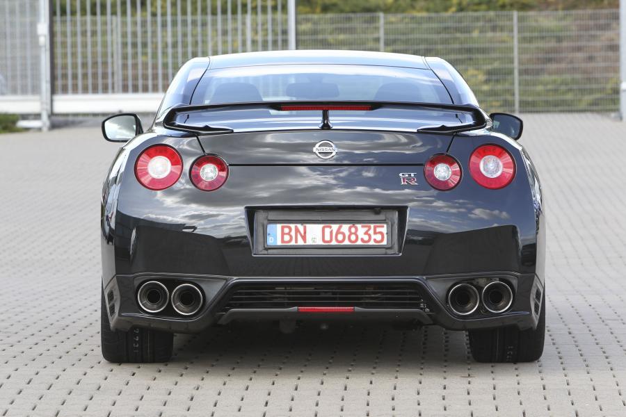  Nissan GT-R 2013 года  (EU) (фото 33 из 69)